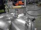 Ss Apv Insulated Liquid Scaling Hopper